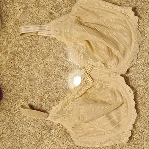 Chantelle SIZE  34 DDD